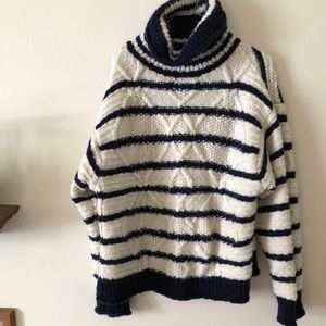 LOU & GREY Cable Knit Cowl / Turtleneck Sweater